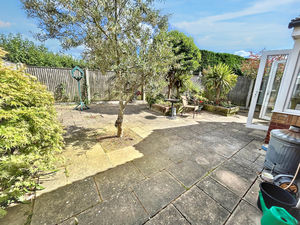 Photo 17- click for photo gallery